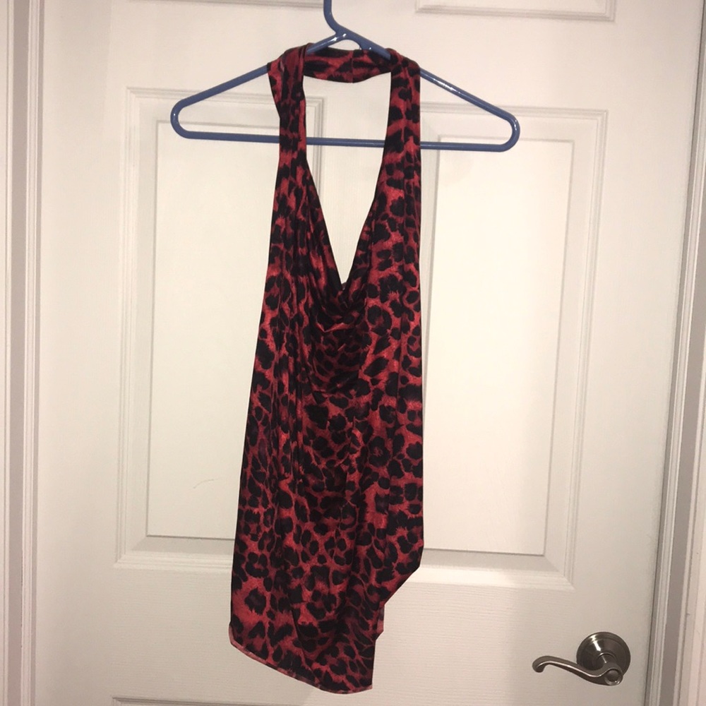 Backless, Cowl neck Top